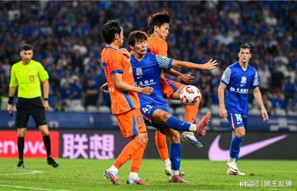 靠谱配资网站 足协“护哨”引众怒！泰山申诉遇“指鹿为马”，中超乱判潮要来了