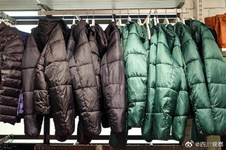 正规的股票场外配资平台 羽绒服充绒量决定保暖程度